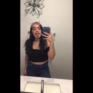 Meet your Posher, Kay